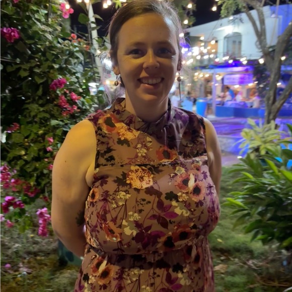 Meet your Posher, Kalie - Picture 4 of 4